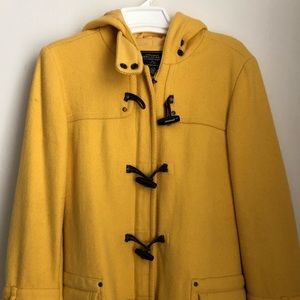 AE Yellow Toggle Coat, size M